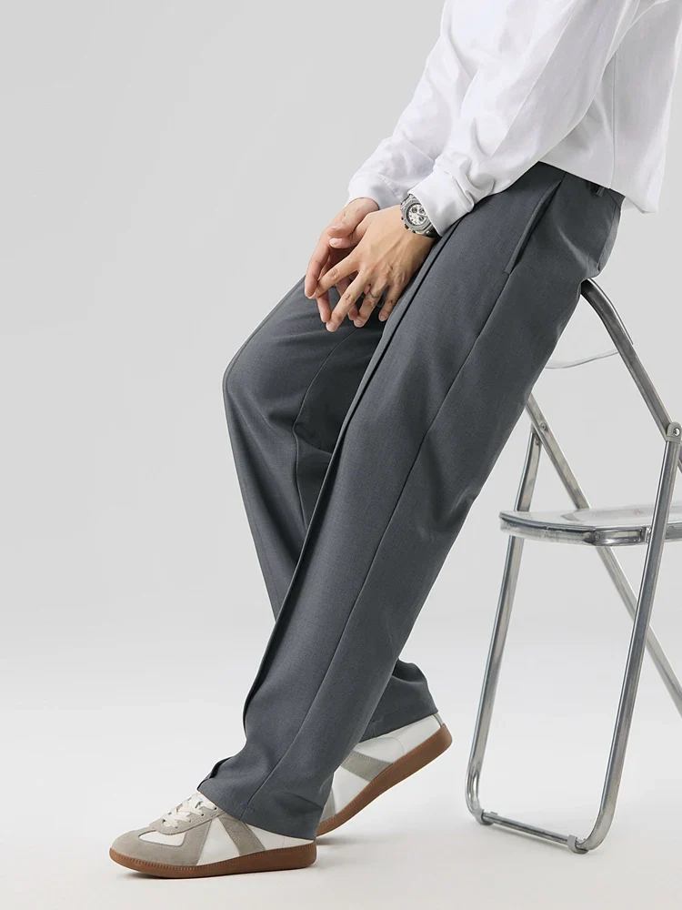 Laurent Pleated Straight Pants