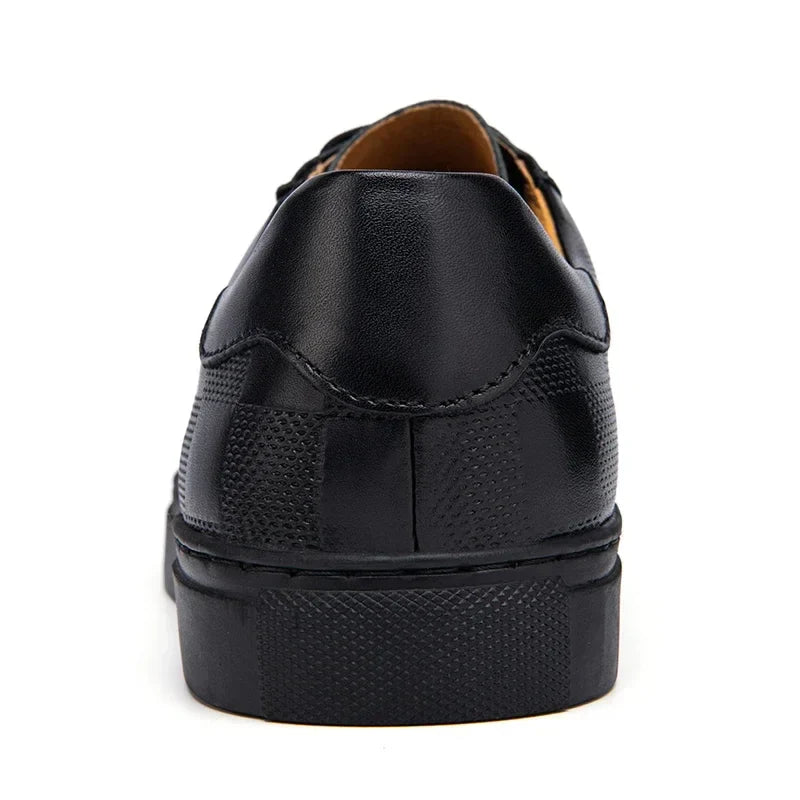 Casvian Signature Leather Sneaker